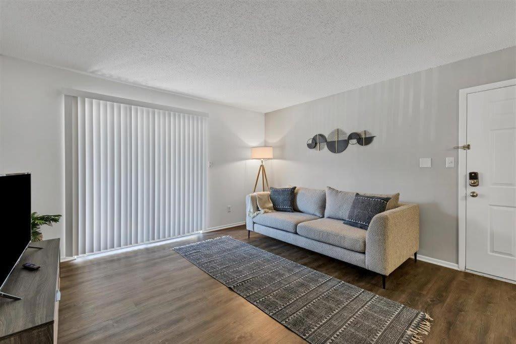 Special Apartment 1Br With Gym And Parking 브레던톤 외부 사진