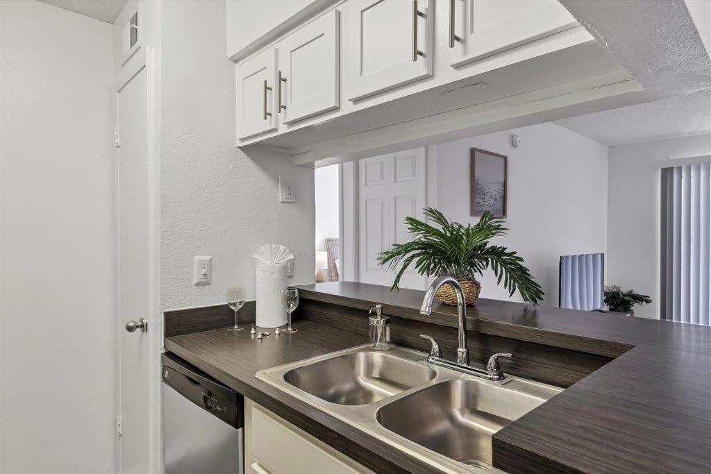 Special Apartment 1Br With Gym And Parking 브레던톤 외부 사진